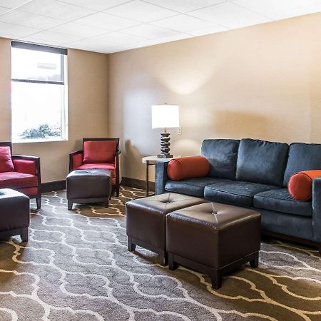 Quality Inn & Suites Towanda Exteriör bild