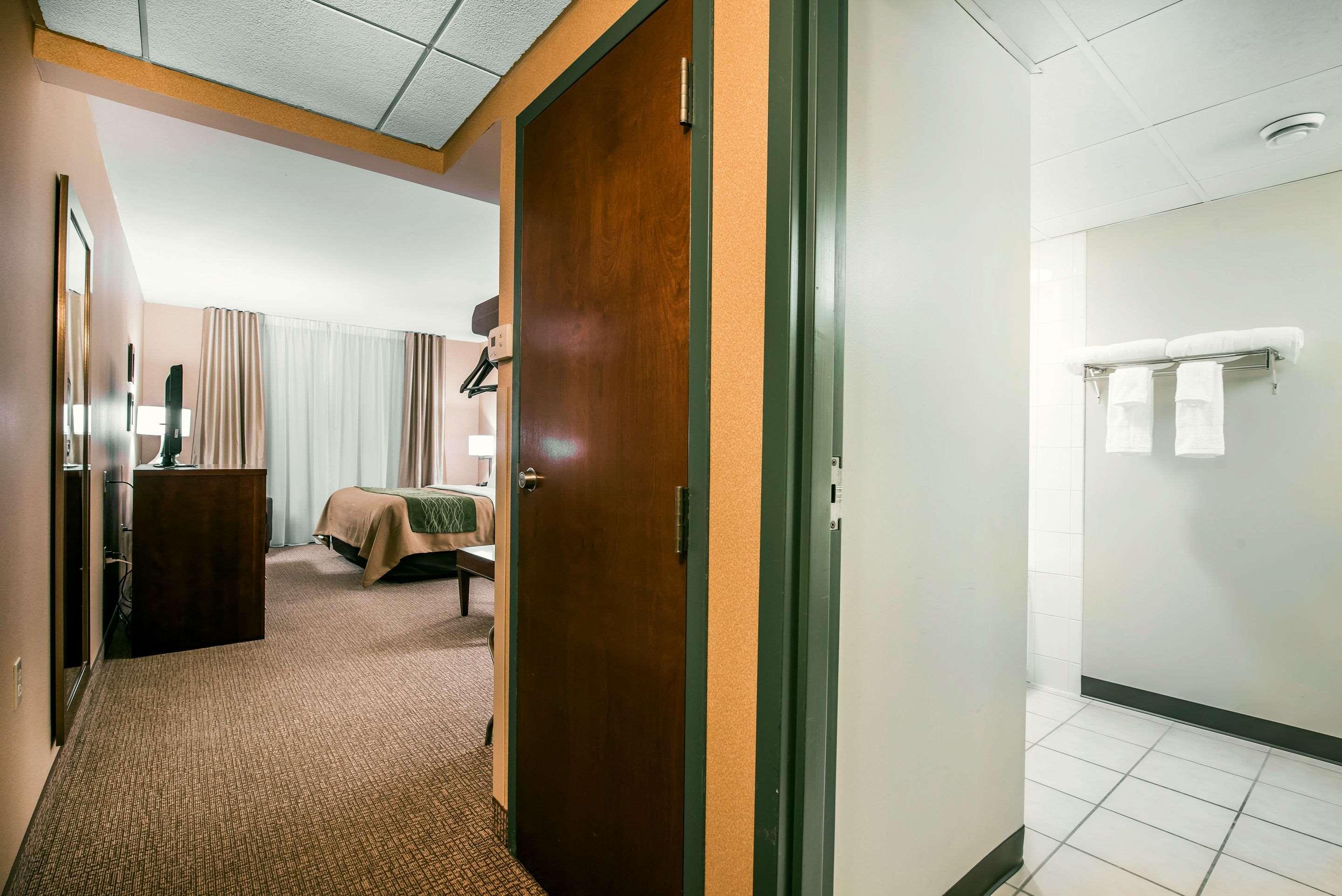 Quality Inn & Suites Towanda Exteriör bild