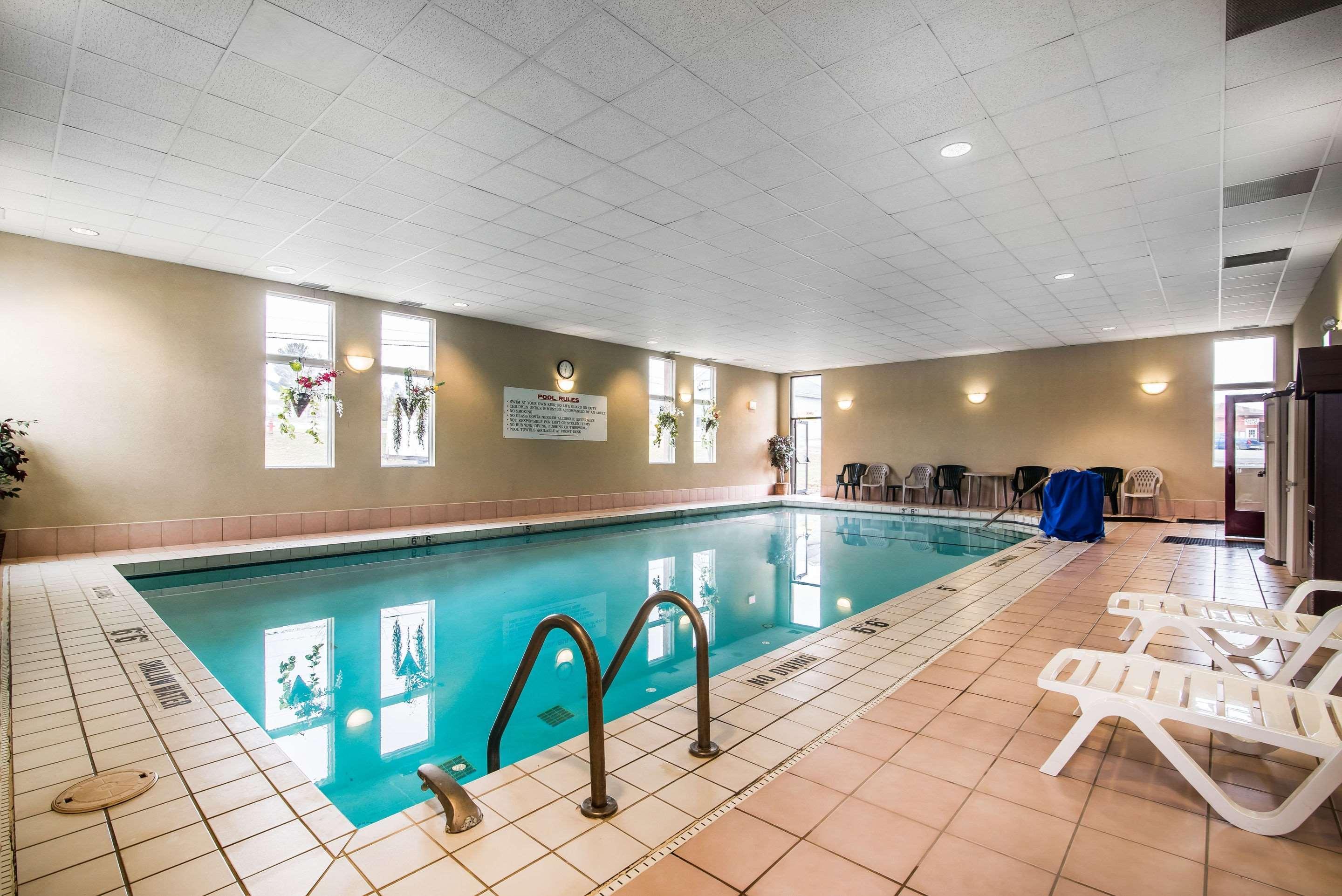 Quality Inn & Suites Towanda Exteriör bild