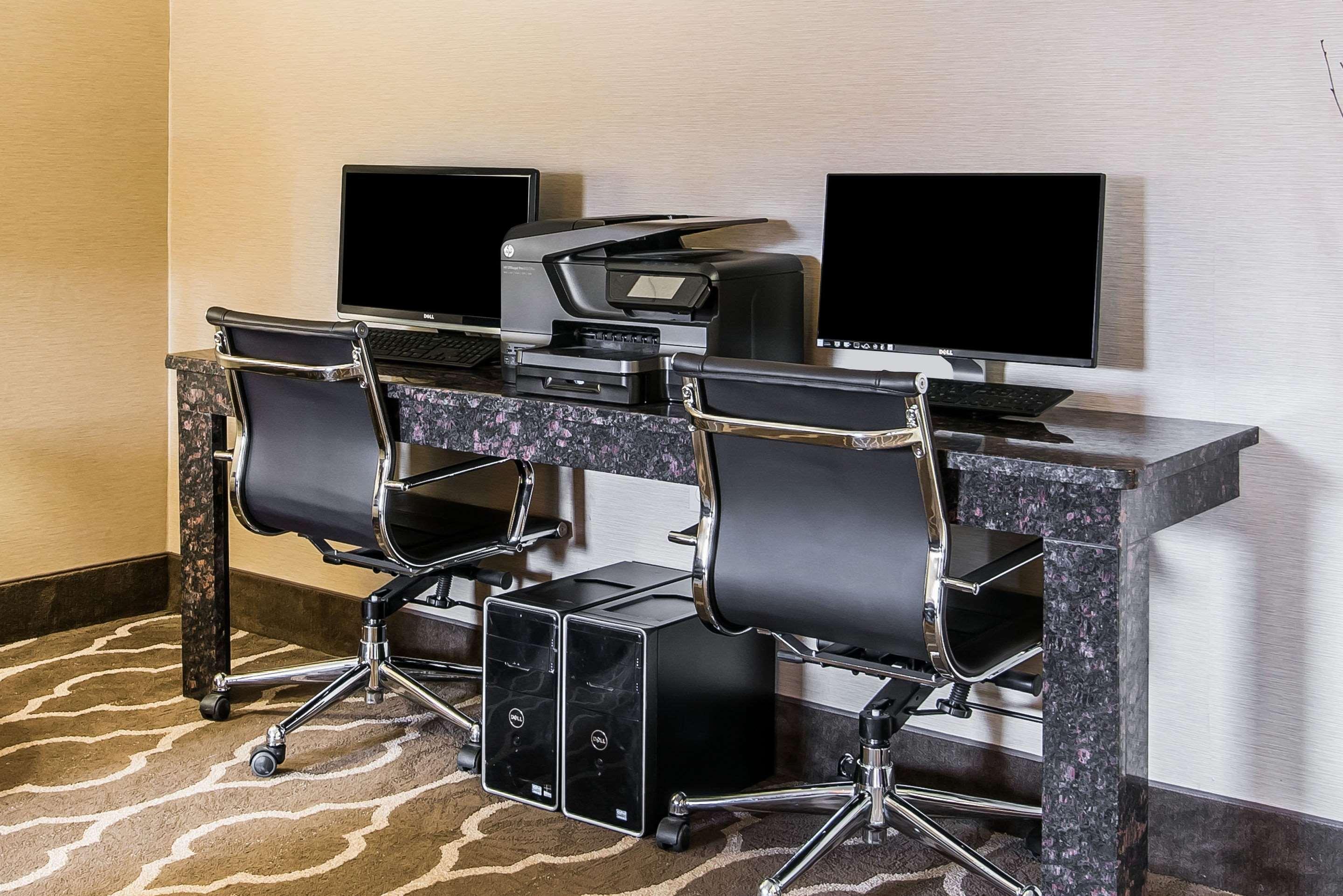 Quality Inn & Suites Towanda Exteriör bild