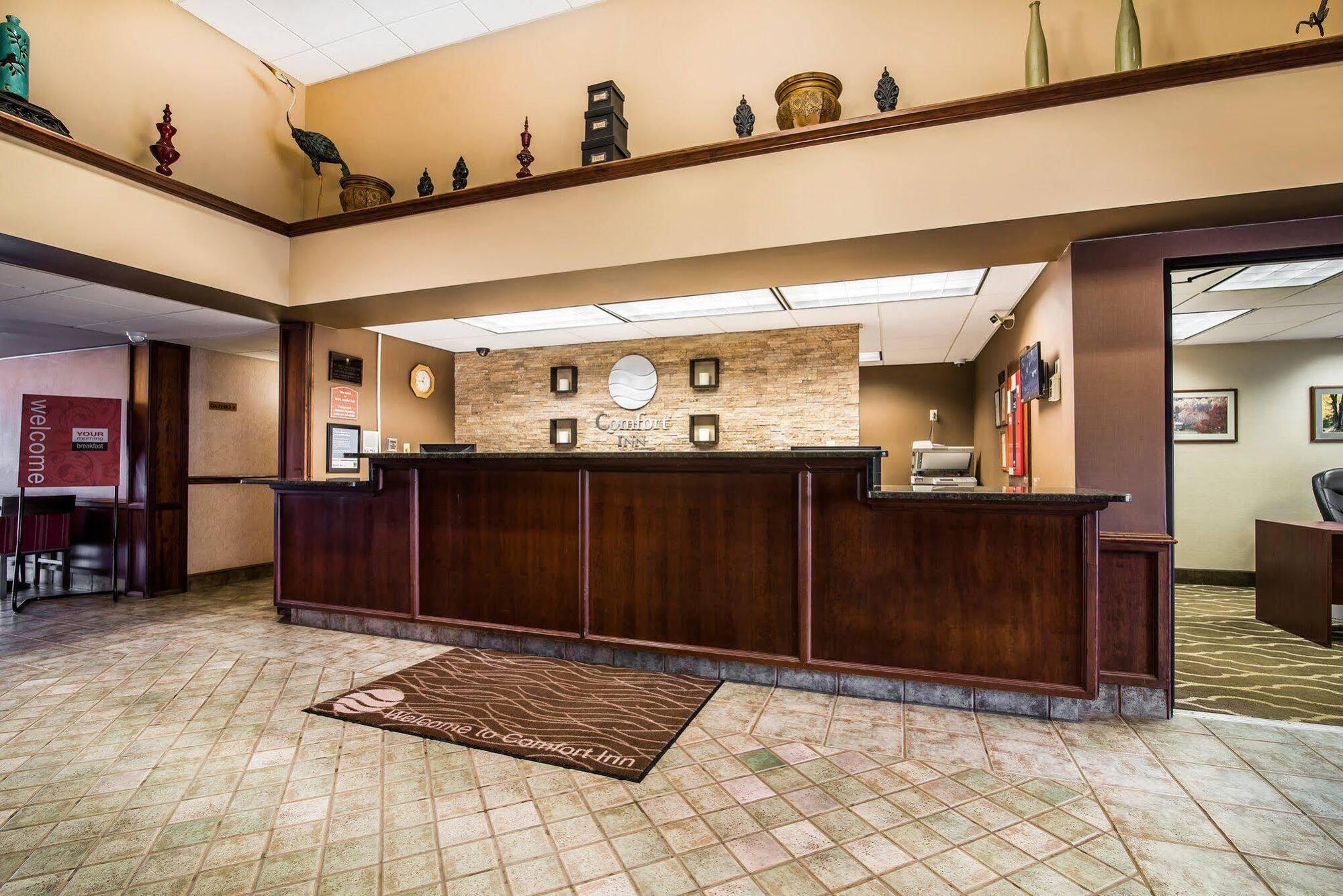 Quality Inn & Suites Towanda Exteriör bild